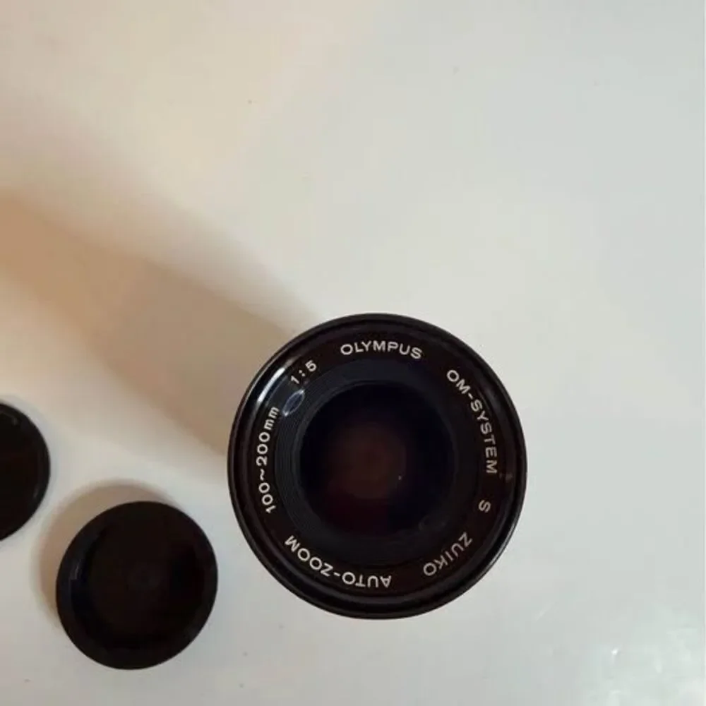 Olympus OM-System Zuiko Auto-Zoom 100–200mm f/5 Lens